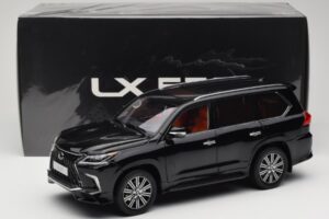 Lexus LX570 J200 Sort LCD 1:18 LCD18010-BL Metal — billede 8 af 8