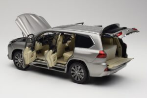 Lexus LX570 Sonic Titanium Kyosho 1:18 08955T Metal — billede 5 af 8