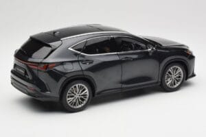 Lexus NX450h+ AZ20 Sort Kyosho 1:18 08968GBK Resin — billede 3 af 8