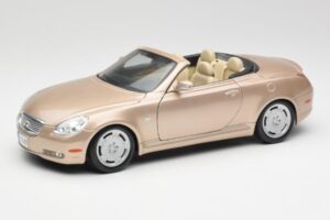 Lexus SC430 Beige Maisto 1:18 31629 Metal