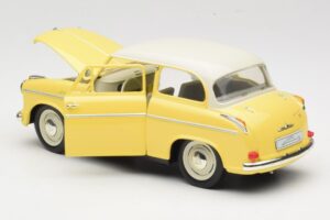 Lloyd Alexander TS Gul Revell 1:18 08958 Metal — billede 5 af 8