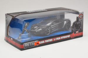 Lykan HyperSport Black Panther Med Figur Metals Diecast 1:24 99723 Metal — billede 2 af 3