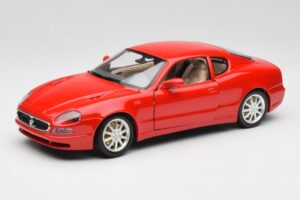 Maserati 3200 GT Rosso Mondiale Bburago 1:18 3341-M1 Metal