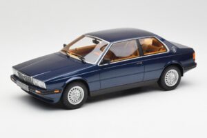 Maserati Biturbo Coupe Mørkeblå Metallic Minichamps 1:18 107123500 Metal