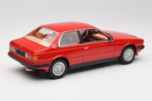 Maserati BiTurbo Coupe Rosso Corsa Minichamps 1:18 107123501 Resin — billede 2 af 6