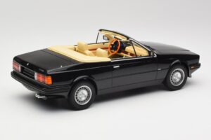 Maserati BiTurbo Spyder Sort Minichamps 1:18 107123531 Resin — billede 2 af 6