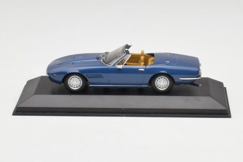 Maserati Ghibli Spyder Blå Minichamps 1:43 400123330 Metal