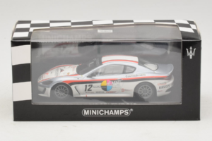 Maserati GranTurismo MC GT4 #12 Sperati / La Mazza Maserati MC 2010 Minichamps 1:43 400101212 Metal — billede 5 af 5