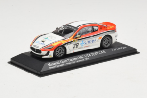 Maserati GranTurismo MC GT4 #28 Smurra / Piancastelli Maserati MC 2010 Minichamps 1:43 400101228 Metal — billede 2 af 5