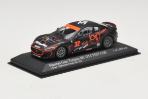 Maserati GranTurismo MC GT4 #32 J. Sicart Maserati MC 2010 Minichamps 1:43 400101232 Metal — billede 2 af 5