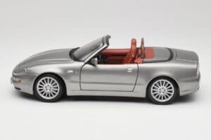 Maserati 4200 GT Spyder Grå Bburago 1:18 18-12019 Metal — billede 4 af 8