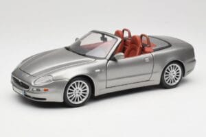 Maserati 4200 GT Spyder Grå Bburago 1:18 18-12019 Metal