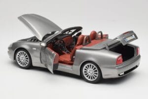 Maserati 4200 GT Spyder Grå Bburago 1:18 18-12019 Metal — billede 5 af 8