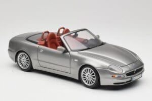 Maserati 4200 GT Spyder Grå Bburago 1:18 18-12019 Metal — billede 6 af 8
