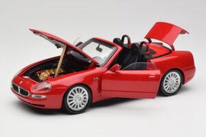 Maserati GT Spyder Rød Bburago 1:18 34097 Metal — billede 2 af 8