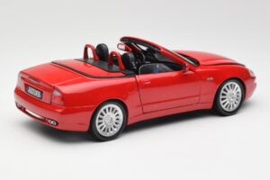 Maserati GT Spyder Rød Bburago 1:18 34097 Metal — billede 3 af 8