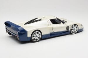 Maserati MC12 Hvid Blå Hot Wheels 1:18 G7158 Metal — billede 3 af 8