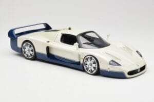 Maserati MC12 Hvid Blå Hot Wheels 1:18 G7158 Metal — billede 6 af 8
