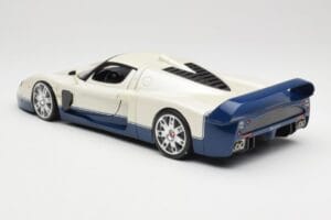Maserati MC12 Hvid Blå Hot Wheels 1:18 G7158 Metal — billede 7 af 8