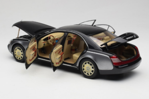 Maybach 57 SWB Caspian Black Himalayas Grey AUTOart 1:18 76151 Metal — billede 6 af 9