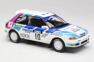 Mazda 323 GTX #10 T. Makinen / S. Harjanne 1000 Lakes Rally 1991 Otto 1:18 OT1099 Resin — billede 4 af 6