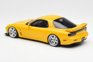 Mazda RX-7 FD Type R Bathurst R Gul Otto 1:18 OT397 Resin — billede 5 af 6