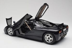 McLaren F1 Blue Metallic Minichamps 1:12 530133130 Metal — billede 5 af 8