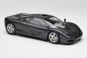 McLaren F1 Carbon Sort Metallic Minichamps 1:18 530133420 Metal — billede 6 af 8