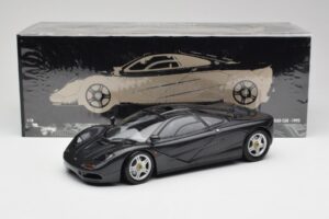 McLaren F1 Carbon Sort Metallic Minichamps 1:18 530133420 Metal — billede 8 af 8