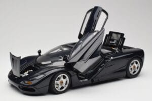 McLaren F1 Dark Blue Metallic Minichamps 1:12 530133128 Metal — billede 2 af 9
