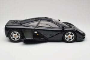 McLaren F1 Dark Blue Metallic Minichamps 1:12 530133128 Metal — billede 4 af 9