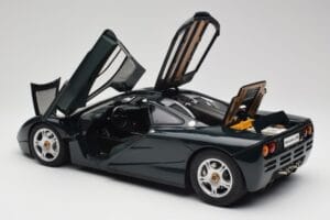 McLaren F1 Dark Green Metallic Minichamps 1:12 530133127 Metal — billede 6 af 9