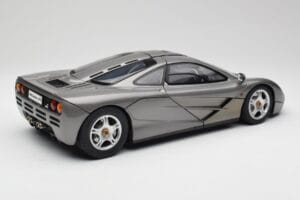 McLaren F1 Dark Silver Minichamps 1:12 530133124 Metal — billede 3 af 8