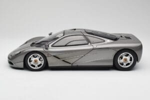 McLaren F1 Dark Silver Minichamps 1:12 530133124 Metal — billede 4 af 8