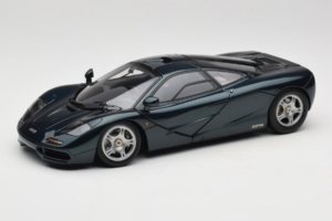 McLaren F1 Grøn LCD 1:18 LCD18014-GR Metal