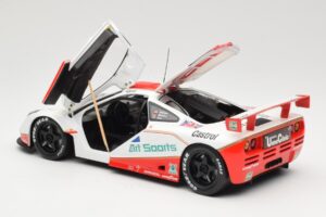 McLaren F1 GTR GT1 #30 West Competition J. Nielsen 1996 UT Models 1:18 39624 Metal — billede 5 af 8