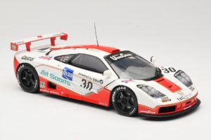 McLaren F1 GTR GT1 #30 West Competition J. Nielsen 1996 UT Models 1:18 39624 Metal — billede 6 af 8