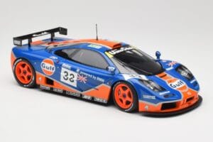 McLaren F1 GTR Gulf Racing #33 S. Bellm / A. Weaver / J. Lehto 24 Hours of Le Mans 1996 Minichamps 1:18 530133633 Metal — billede 6 af 8