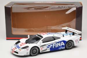 McLaren F1 GTR #9 P. Kox / R. Ravaglia FIA GT Championship 1997 UT Models 1:18 39711 Metal — billede 8 af 8