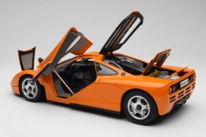 McLaren F1 Orange Minichamps 1:12 530133131 Metal — billede 6 af 9