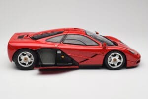 McLaren F1 Rød Minichamps 1:12 530133125 Metal — billede 4 af 9