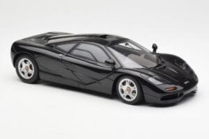 McLaren F1 Road Car Sort AUTOart 1:18 76002 Metal — billede 6 af 8