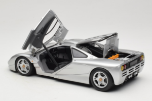 McLaren F1 Sølv UT Models 1:18 530133180-R1 Metal — billede 5 af 8