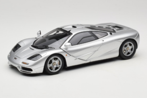 McLaren F1 Sølv LCD 1:18 LCD18014-SI Metal