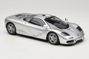 McLaren F1 Sølv LCD 1:18 LCD18014-SI Metal — billede 6 af 8