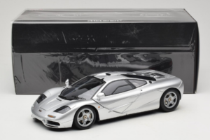 McLaren F1 Sølv LCD 1:18 LCD18014-SI Metal — billede 8 af 8