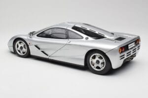 McLaren F1 Sølv Minichamps 1:12 530133129 Metal — billede 7 af 8