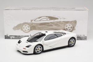 McLaren F1 Hvid Minichamps 1:18 530133424 Metal — billede 8 af 8