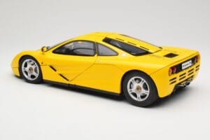 McLaren F1 Gul Minichamps 1:12 530133121 Metal — billede 8 af 9