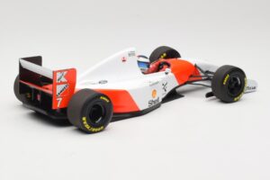 McLaren Ford MP4/8 #7 M. Hakkinen 1993 Minichamps 1:18 530931837 Metal — billede 2 af 6